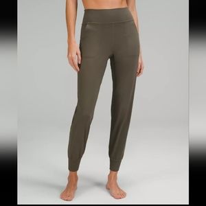 Lululemon 6 Align High Rise Full Length Joggers Green